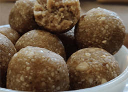 home-made-peanut laddoo